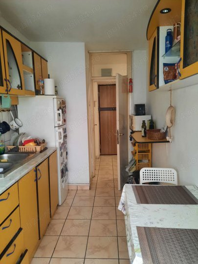 Obor, Str.Avrig parc, metrou 4 min., 2 gr. sanitare,